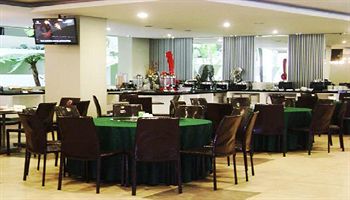 Imagen del bar/restaurante del Hotel Savana And Convention. Foto 6