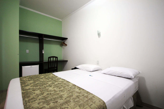 Imagen del bar/restaurante del Hotel Savana, Ol&iacute;mpia. Foto 5