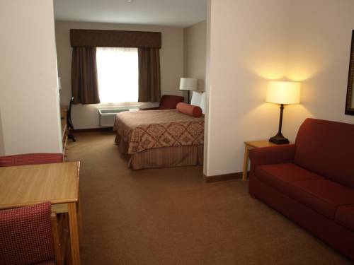 Imagen de la habitación del Hotel Savanna Inn and Suites. Foto 5