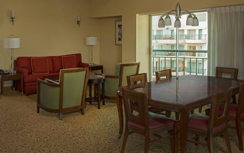 Imagen de la habitación del Hotel Savannah Marriott Riverfront. Foto 3