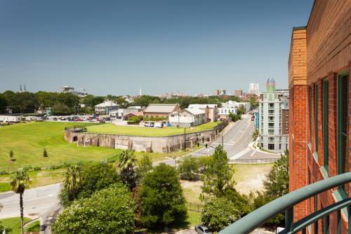 Imagen de la habitación del Hotel Savannah Marriott Riverfront. Foto 12