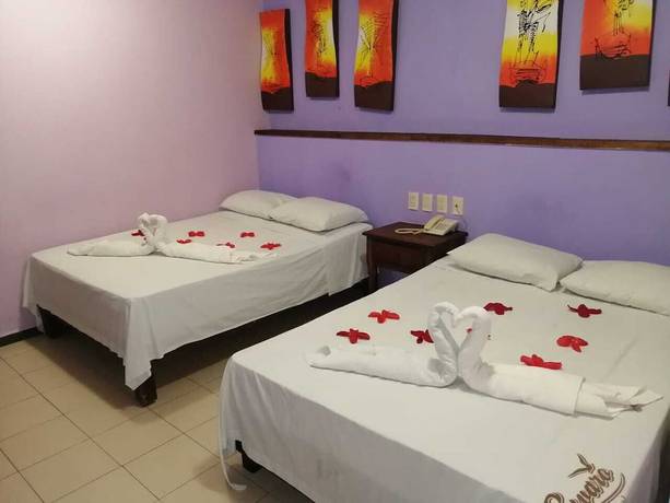 Imagen de la habitación del Hotel Savaro. Foto 13