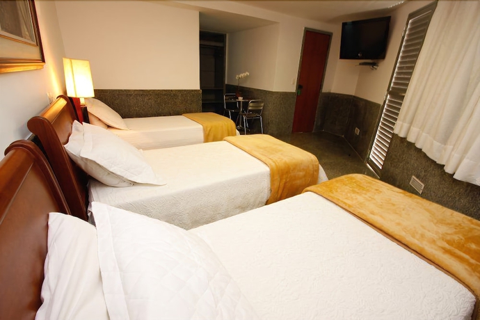 Imagen de la habitación del Hotel Savassinho. Foto 8