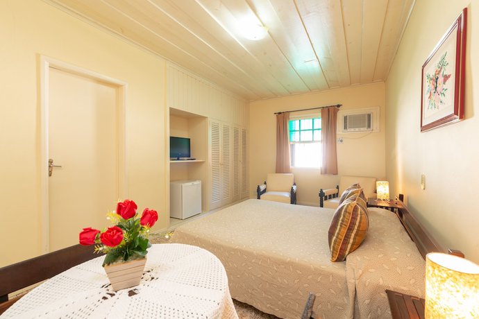 Imagen de la habitación del Hotel Saveiros. Foto 8