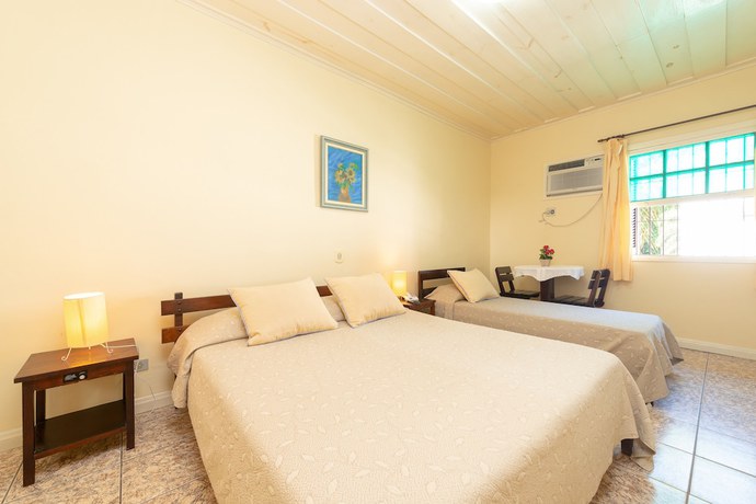 Imagen de la habitación del Hotel Saveiros. Foto 12