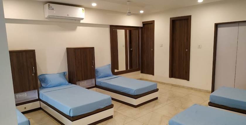 Imagen de la habitación del Hotel Savera Inn, Lalpar. Foto 8