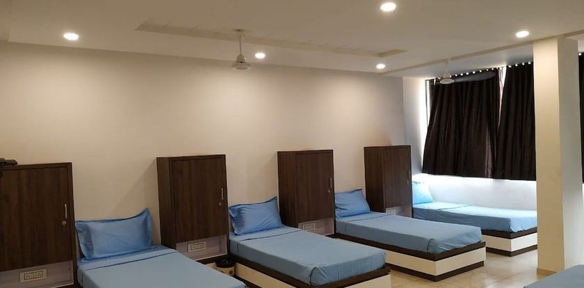 Imagen de la habitación del Hotel Savera Inn, Lalpar. Foto 13