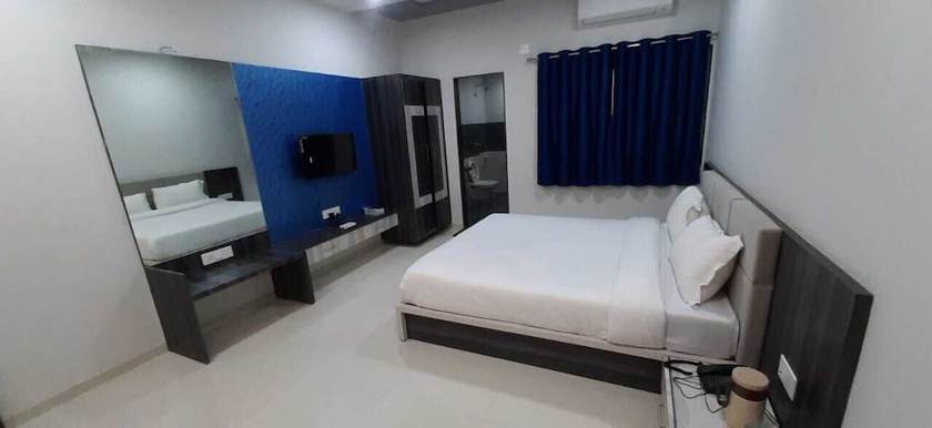 Imagen de la habitación del Hotel Savera Palace. Foto 10