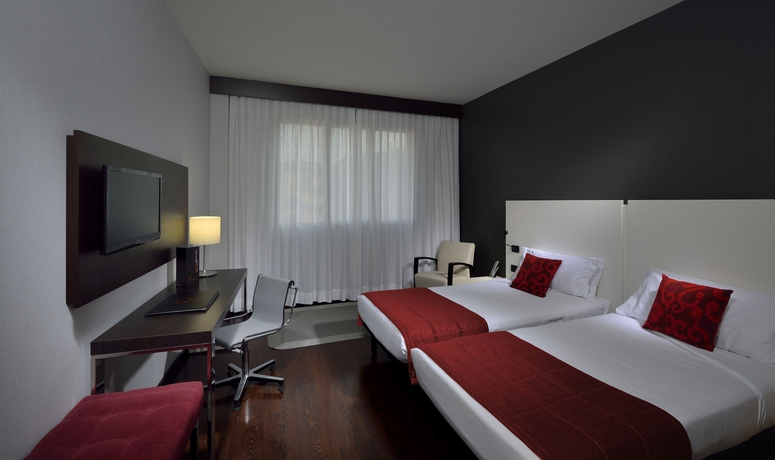 Imagen de la habitación del Hotel Savhotel. Foto 9