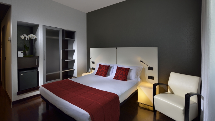 Imagen de la habitación del Hotel Savhotel. Foto 11