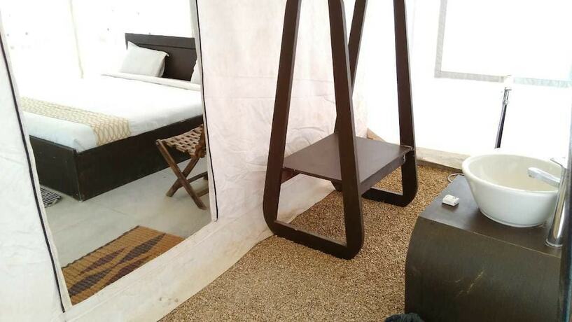 Imagen general del Hotel Savi Camps. Foto 8