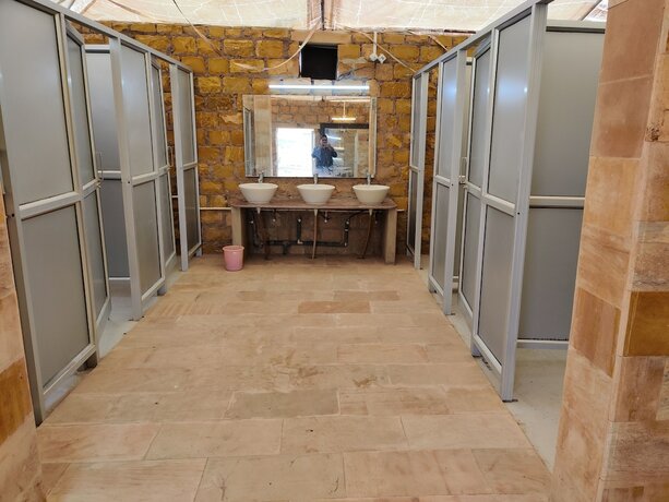 Imagen general del Hotel Savi Camps. Foto 12