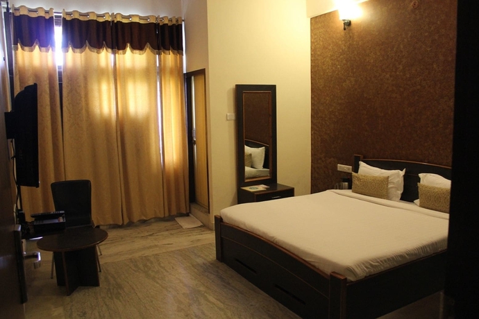 Imagen de la habitación del Hotel Savi Regency. Foto 9