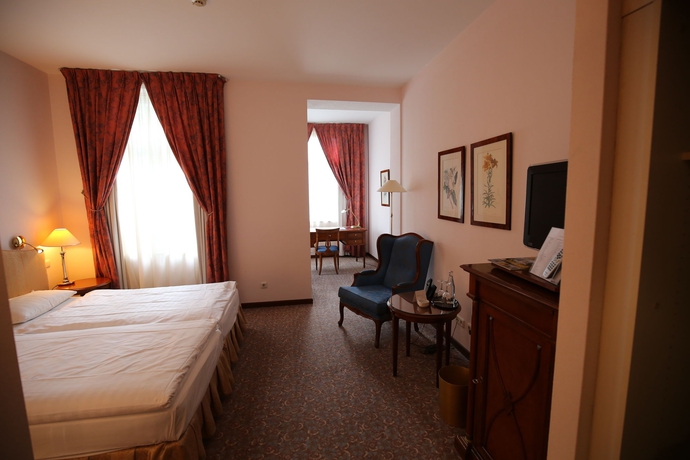 Imagen de la habitación del Hotel Savigny Frankfurt City. Foto 5