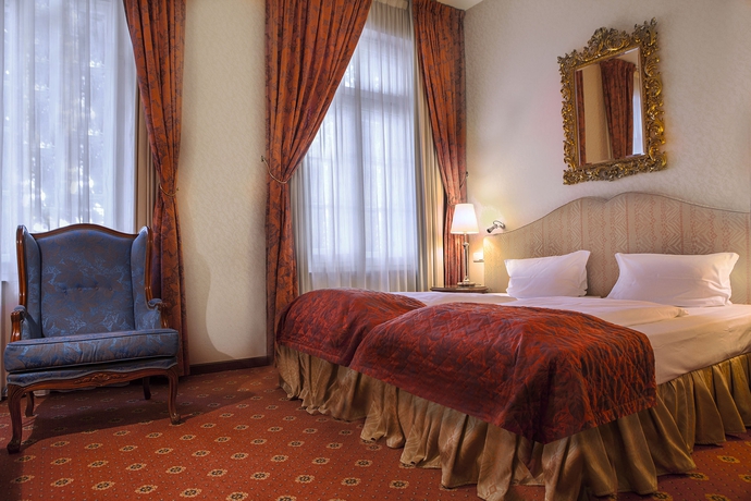 Imagen de la habitación del Hotel Savigny Frankfurt City. Foto 6