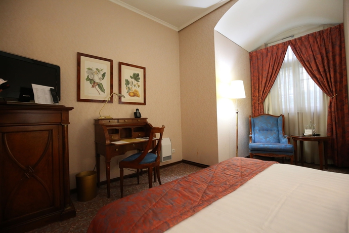 Imagen de la habitación del Hotel Savigny Frankfurt City. Foto 9