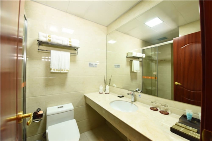 Imagen de la habitación del Hotel Savile K-knight Luan. Foto 4