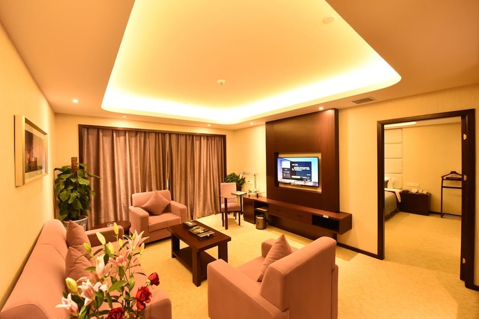 Imagen de la habitación del Hotel Savile K-knight Luan. Foto 9