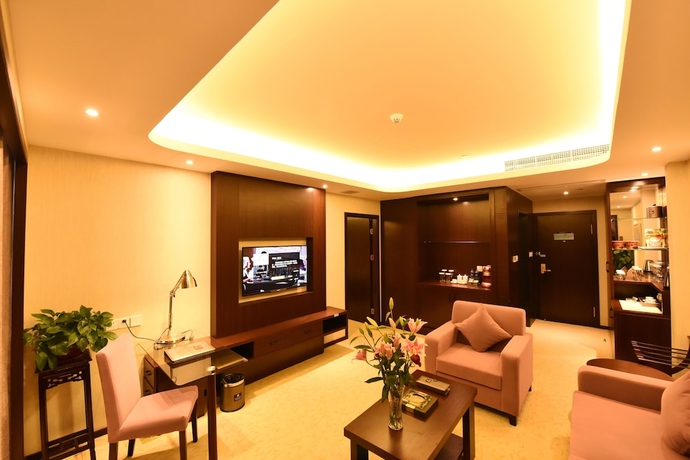 Imagen de la habitación del Hotel Savile K-knight Luan. Foto 10
