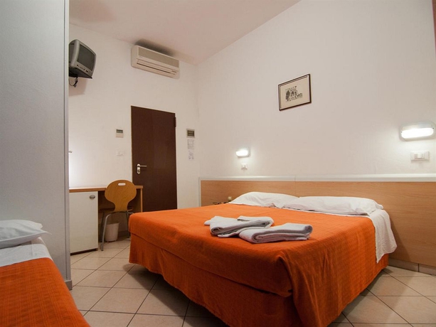 Imagen de la habitación del Hotel Savina. Foto 5