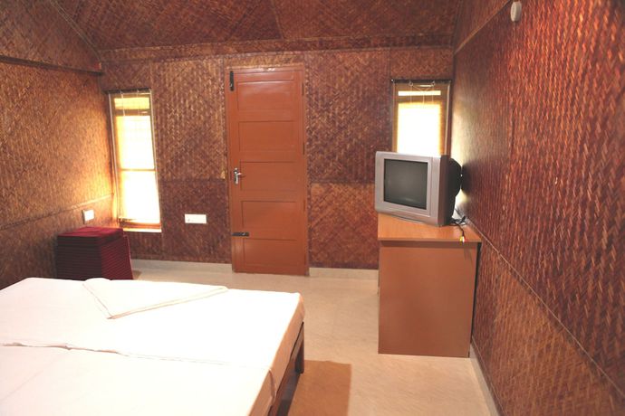 Imagen de la habitación del Hotel Savithri Inn. Foto 11