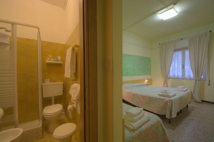 Imagen de la habitación del Hotel Savoia, Calvisio. Foto 5