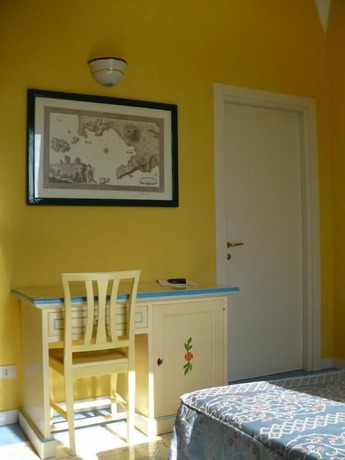 Imagen de la habitación del Hotel Savoia, Corricella. Foto 12