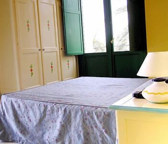 Imagen de la habitación del Hotel Savoia, Corricella. Foto 17