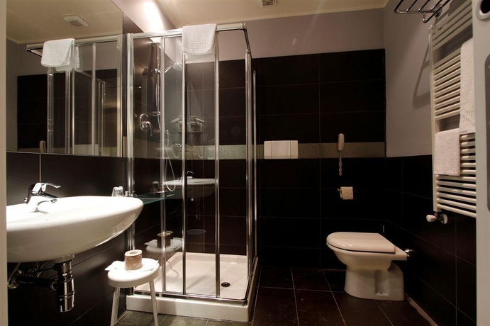 Imagen de la habitación del Hotel Savoia Country House. Foto 9