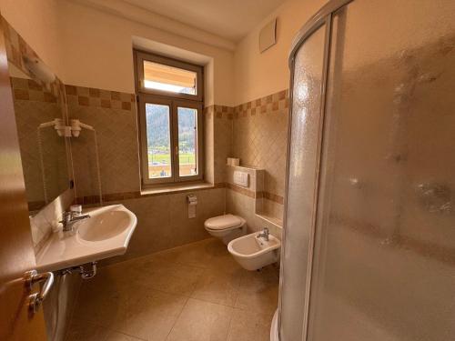 Imagen de la habitación del Hotel Savoia, Dobbiaco. Foto 17