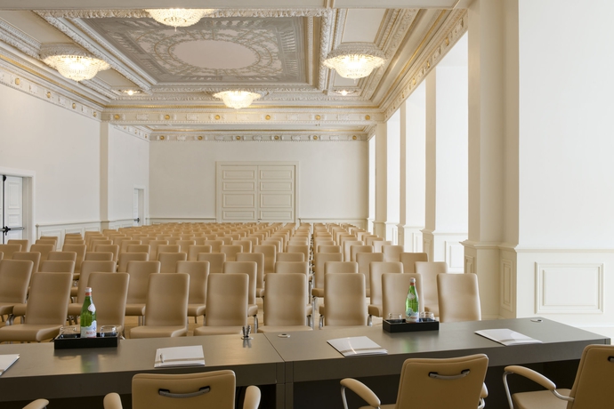 Imagen de los interiores del Hotel Savoia Excelsior Palace Trieste – Starhotels Collezione. Foto 16