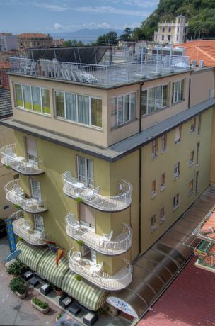 Imagen general del Hotel Savoia, FINALE LIGURE. Foto 1