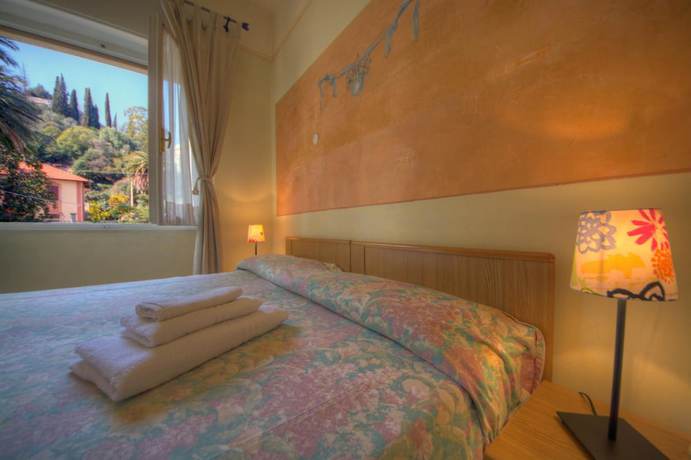 Imagen de la habitación del Hotel Savoia, FINALE LIGURE. Foto 4