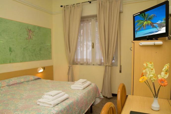 Imagen de la habitación del Hotel Savoia, FINALE LIGURE. Foto 6