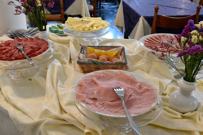 Imagen del bar/restaurante del Hotel Savoia, Lido Di Jesolo. Foto 10