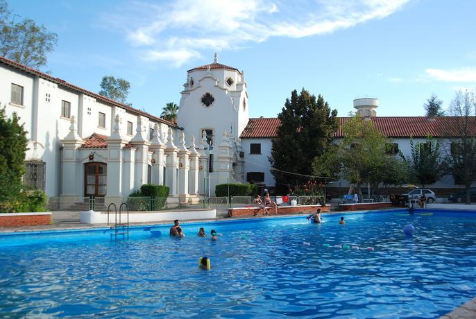 Imagen de la piscina del Hotel Savoia Mendoza. Foto 20