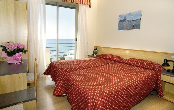 Imagen general del Hotel Savoia, Ospedaletti. Foto 3