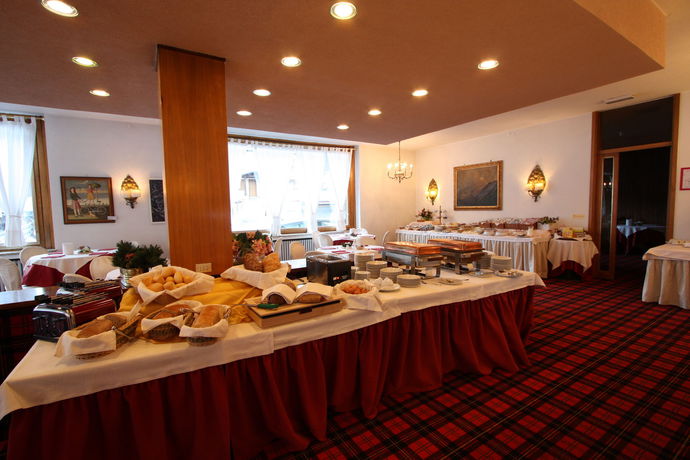 Imagen del bar/restaurante del Hotel Savoia Palace. Foto 5