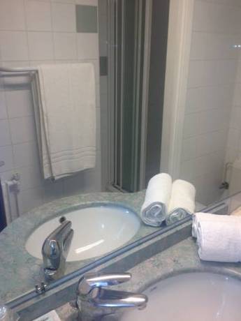 Imagen de la habitación del Hotel Savoie. Foto 10