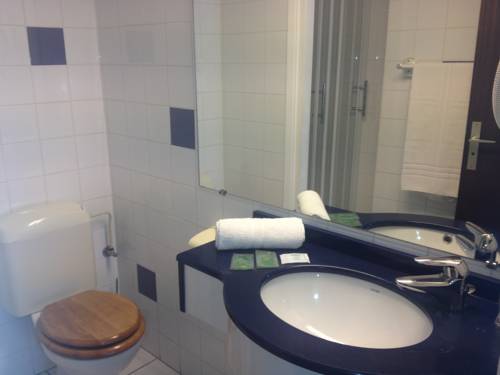 Imagen de la habitación del Hotel Savoie. Foto 12