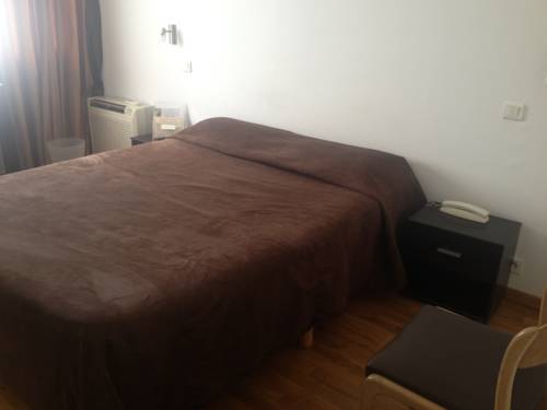 Imagen de la habitación del Hotel Savoie. Foto 16