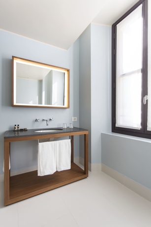 Imagen de la habitación del Hotel Savona 18 Suites. Foto 12