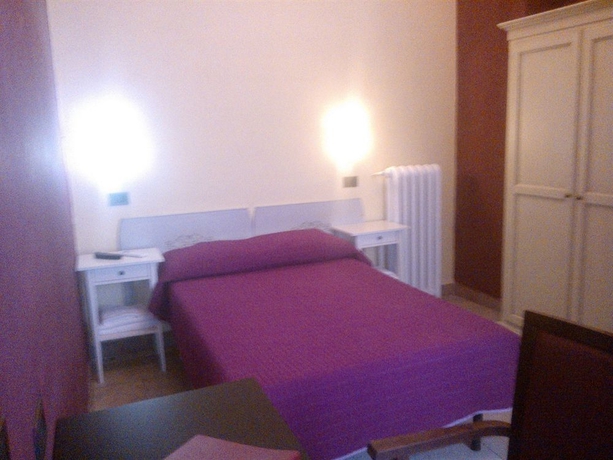Imagen de la habitación del Hotel Savonarola. Foto 6