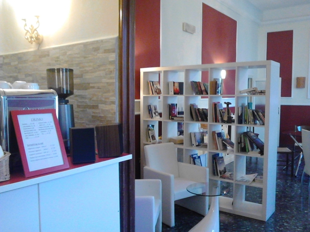 Imagen del bar/restaurante del Hotel Savonarola. Foto 3