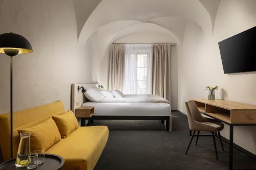 Imagen de la habitación del Hotel Savorsky, JIHLAVA. Foto 15