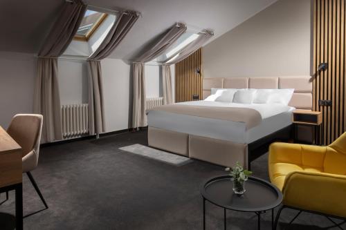 Imagen de la habitación del Hotel Savorsky, JIHLAVA. Foto 18