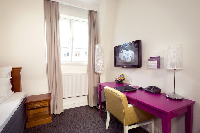 Imagen de la habitación del Hotel Savoy 1918. Foto 7