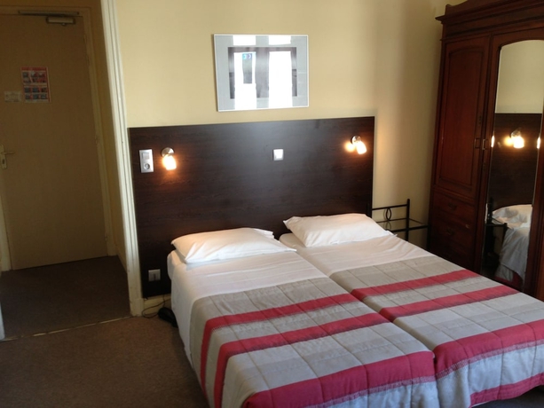 Imagen de la habitación del Hotel Savoy, Antibes. Foto 2