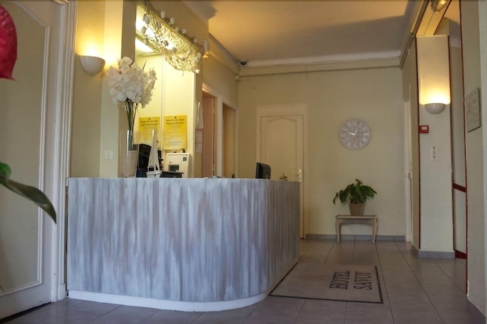 Imagen de los interiores del Hotel Savoy, Antibes. Foto 19