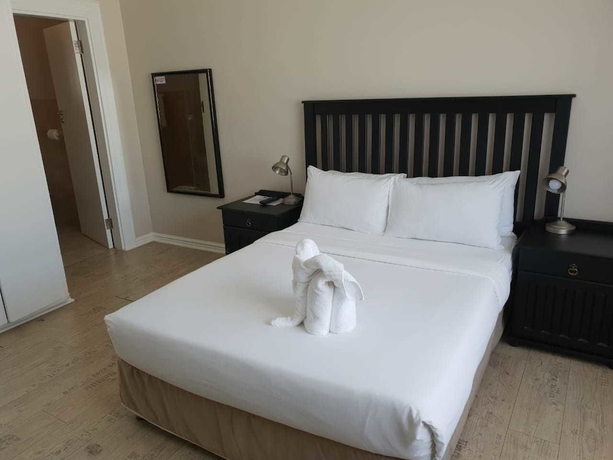 Imagen de la habitación del Hotel Savoy, Bah&iacute;a de Jeffreys. Foto 7